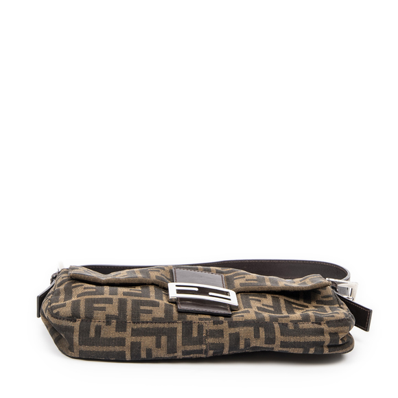 Fendi Baguette - Picture 6 of 10